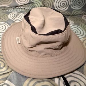 Sunday Afternoons Sun Hat Adult M Tan UPF 50 Wide Brim Outdoor Hiking